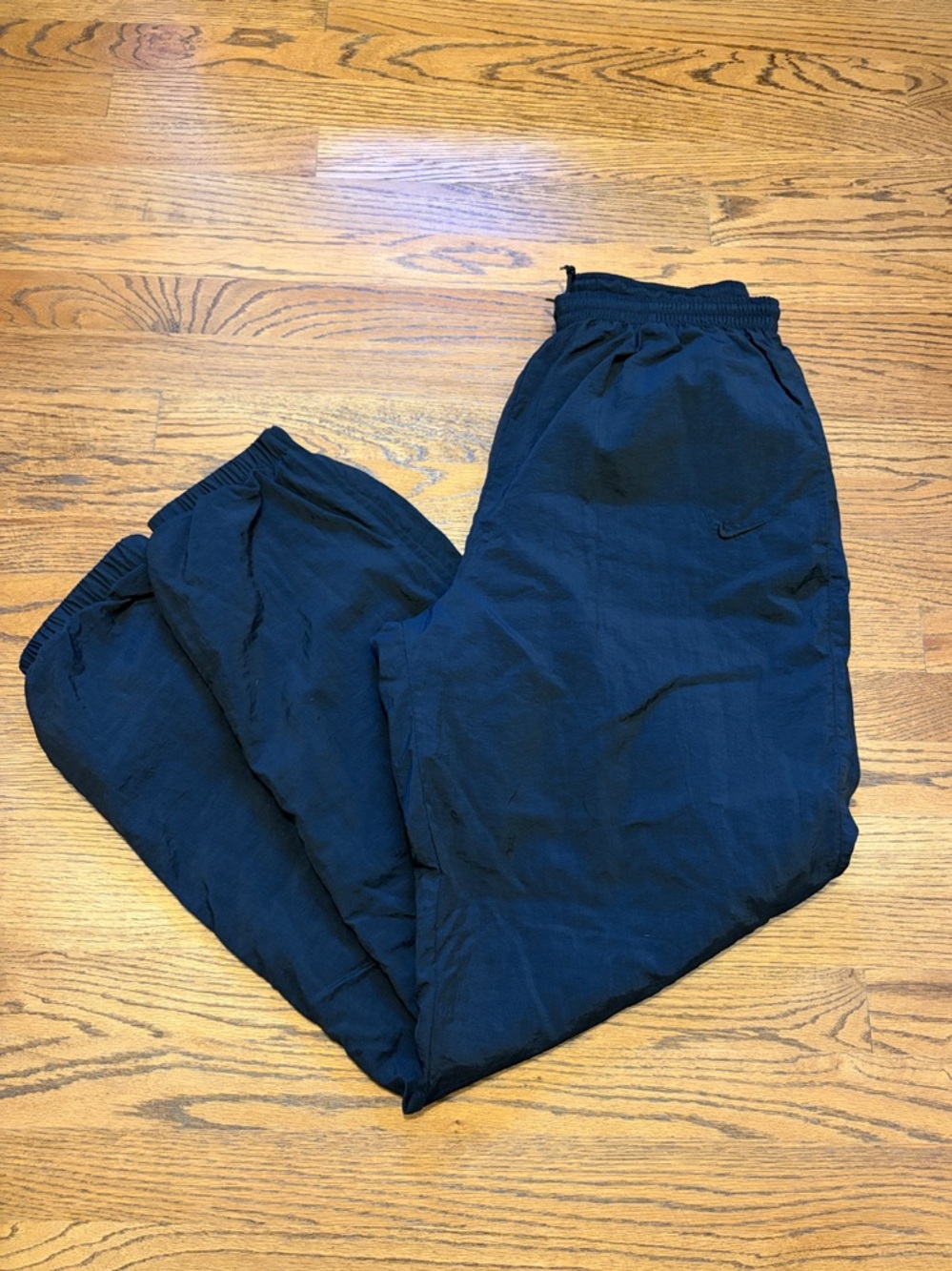 Vintage Nike Jogger-Style Nylon Sweatpants with Elastic Waist